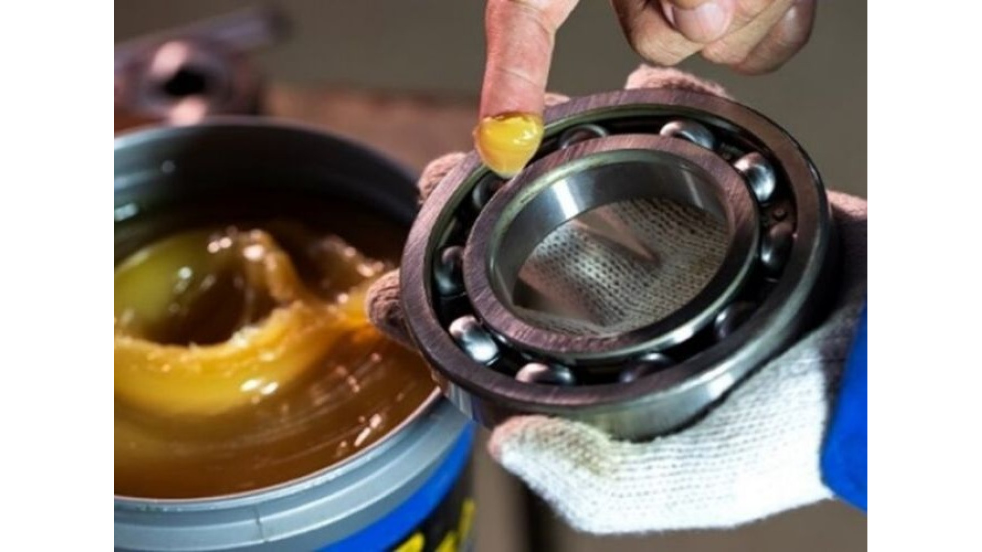 Kas ir smērvielu pasta?